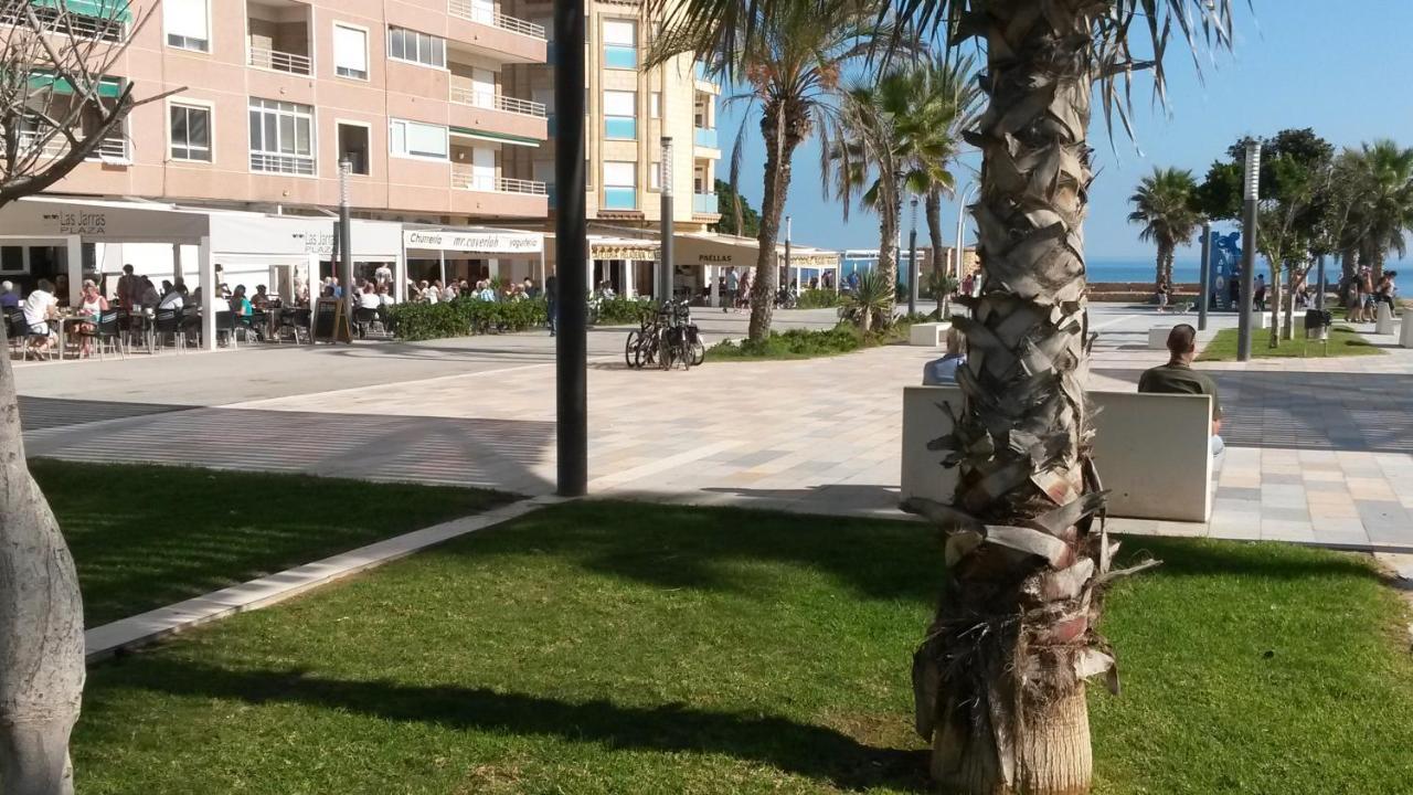 Lovely Apartment Near The Beach In Sunny La Mata Torrevieja Exterior photo
