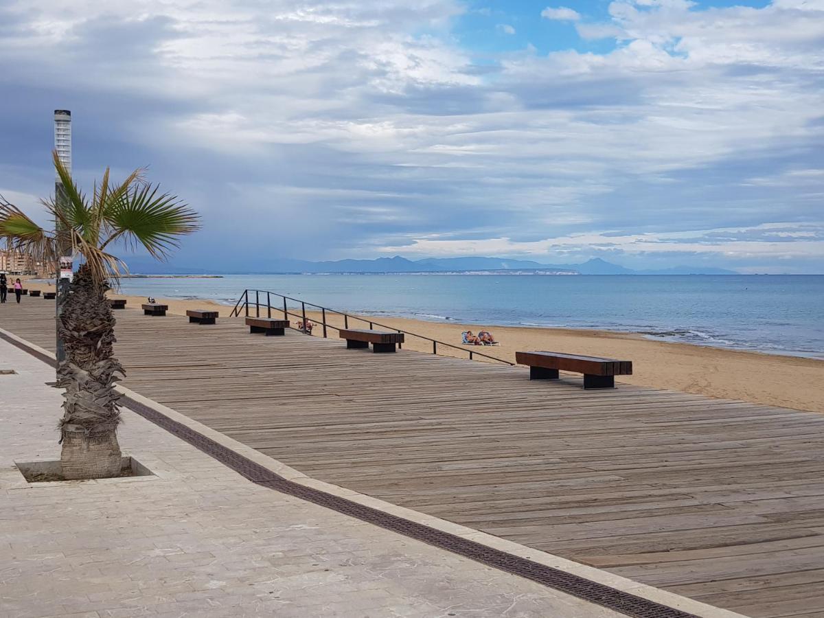 Lovely Apartment Near The Beach In Sunny La Mata Torrevieja Exterior photo
