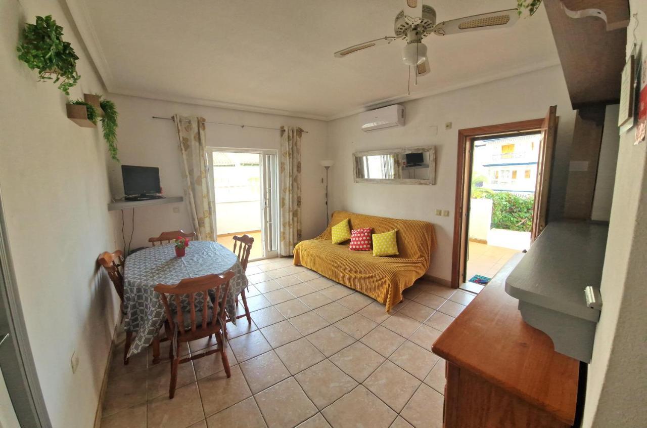 Lovely Apartment Near The Beach In Sunny La Mata Torrevieja Exterior photo