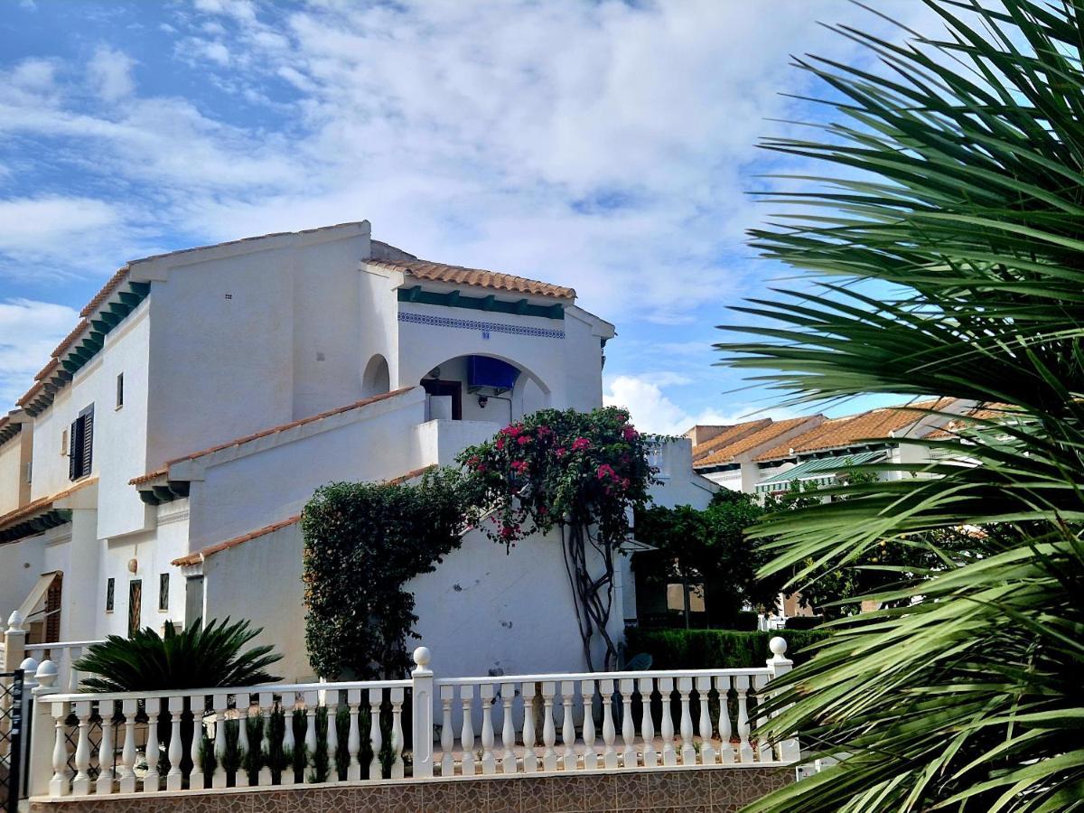 Lovely Apartment Near The Beach In Sunny La Mata Torrevieja Exterior photo