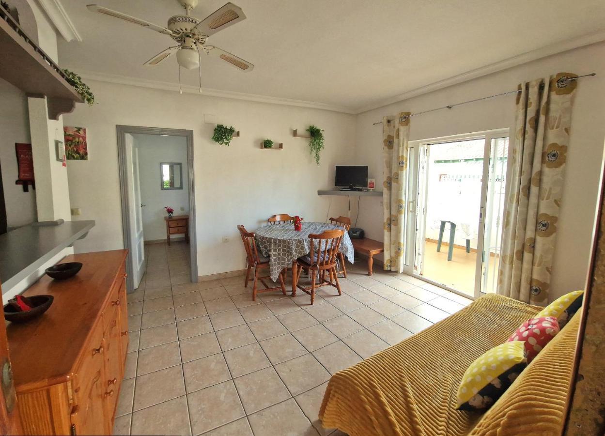 Lovely Apartment Near The Beach In Sunny La Mata Torrevieja Exterior photo